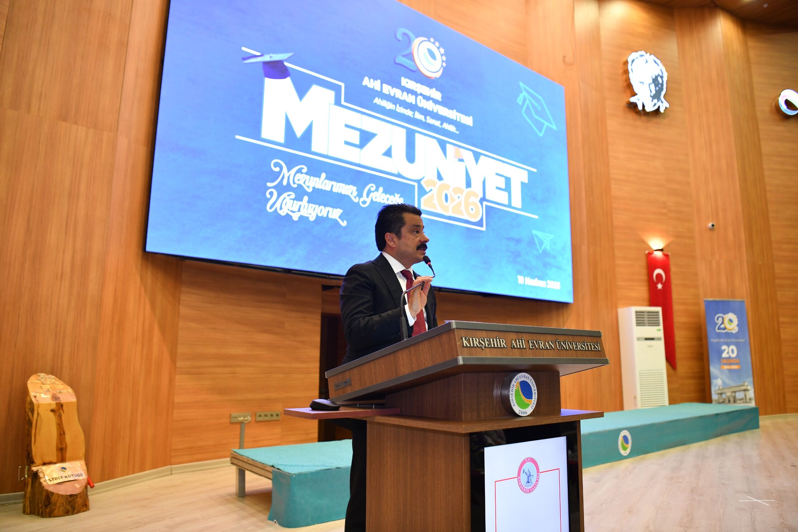 Ahi Evran Üniversitesi’nde Öğrenciler Kep Attı 2