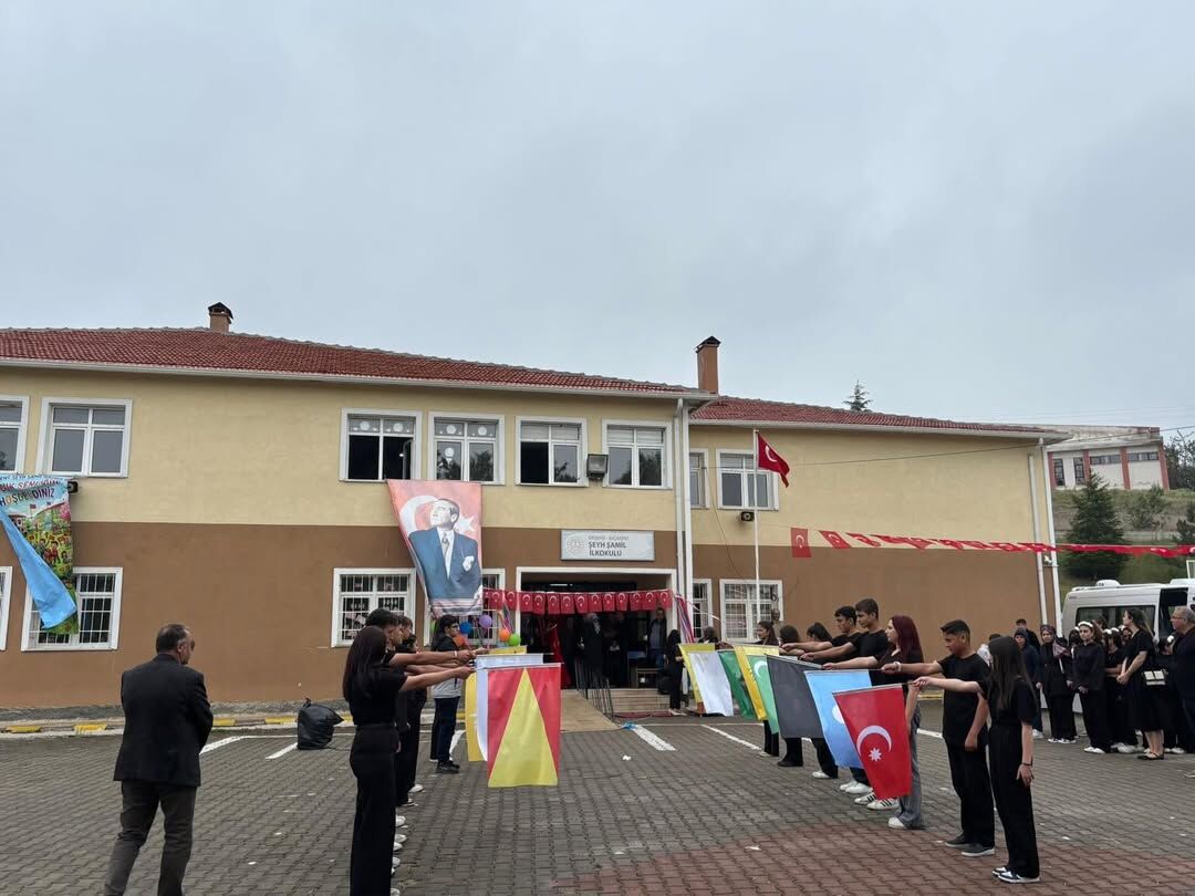 🎉 Akçakent İlçe Milli Eğitim Müdürlüğü Yıl Sonu Şenliği 🎉Bir Eğitim Öğretim Yılını Daha Başarı (4)