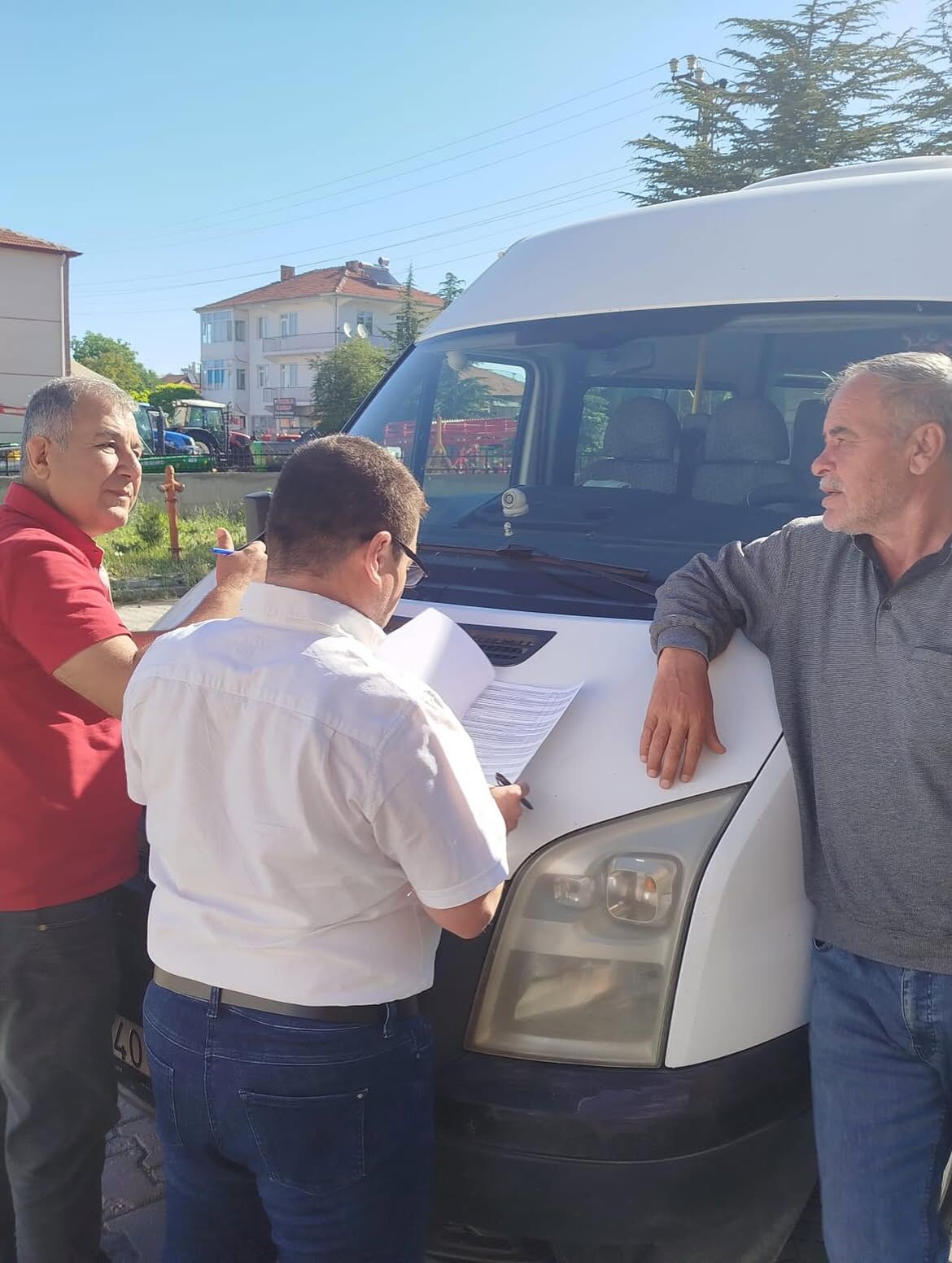 Akçakent’te Servis Araçları Tek Tek Denetlendi