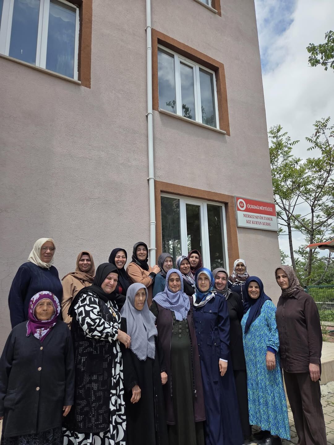 📍 Çiçekdağı Diyanet İhtiyaç Odaklı Kur’an Kursları Belge Merasimi Gerçekleştimüftülüğümüze Bağl