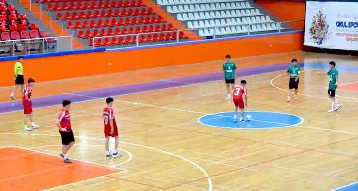Genç Sporcular Parkenin Tozunu Attırıyor (1)