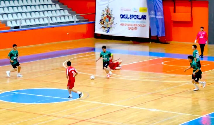 Genç Sporcular Parkenin Tozunu Attırıyor (3)