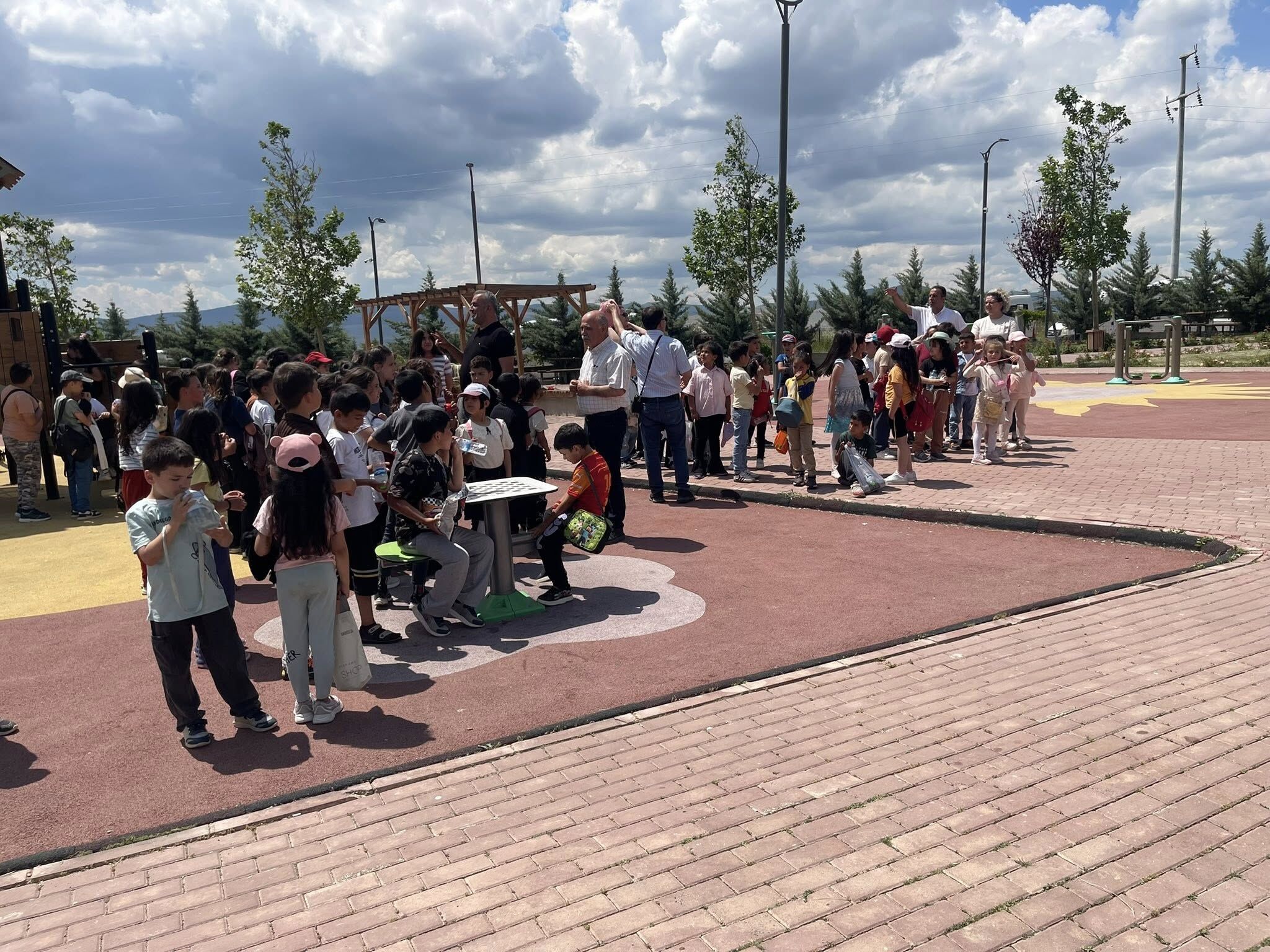 Kaymakam Bayram Öğrencilerle Piknikte Buluştu 1
