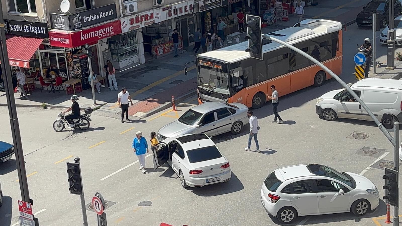 Kırşehir Ankara Caddesi’nde Aynı Noktada Bir Kaza Daha