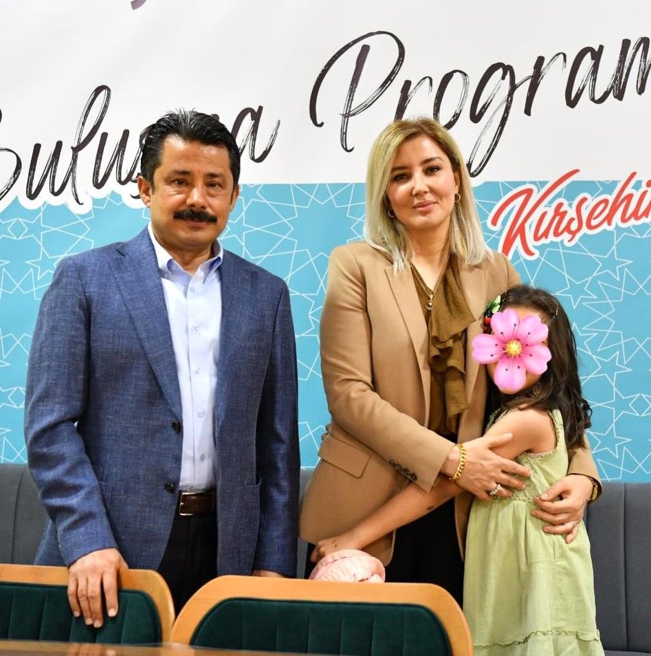 Kırşehir’de Çocuklara Yuva Sıcaklığı Sunan Aileler Onurlandırıldı (7)