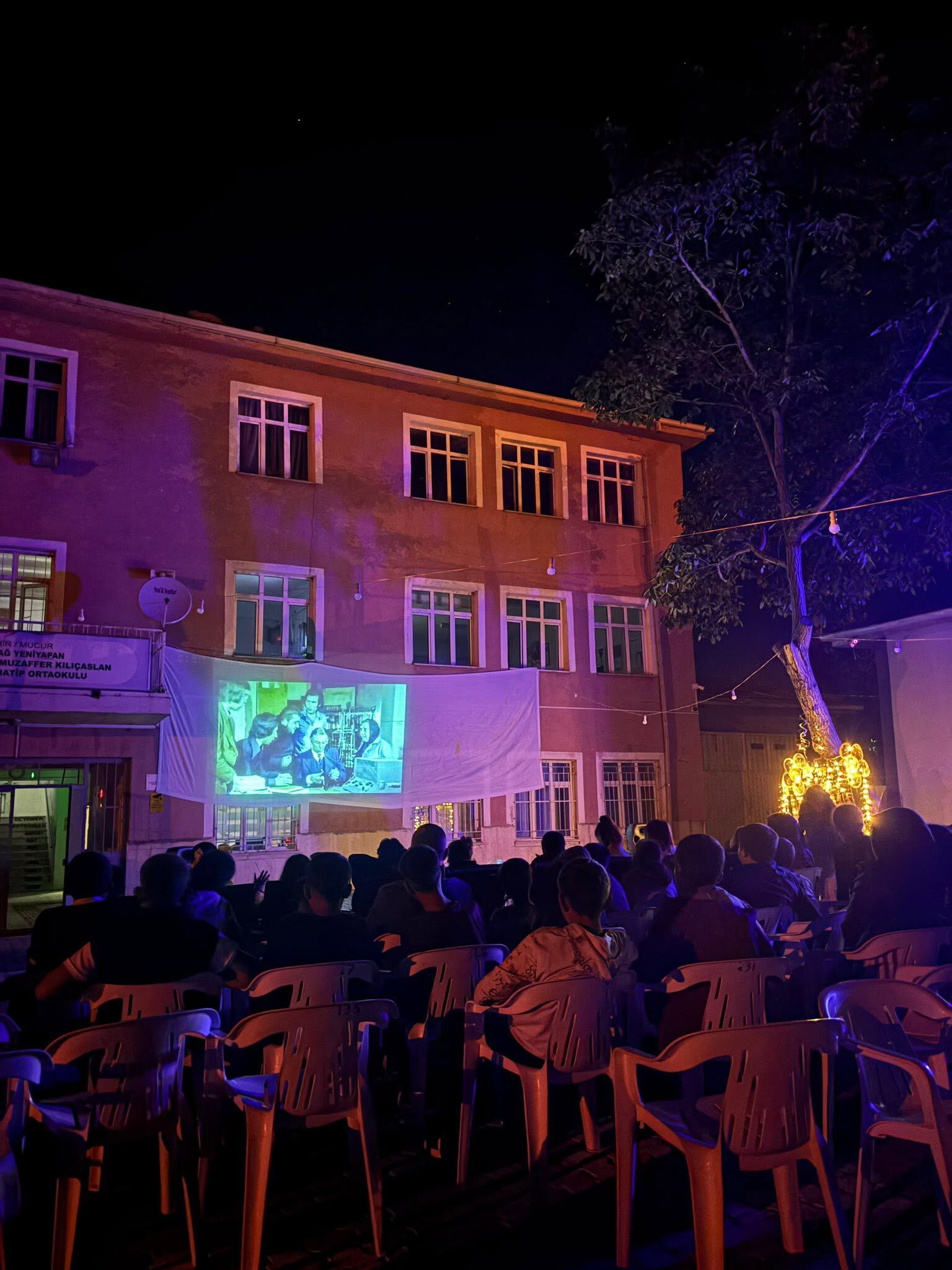 Kırşehir’de Geleneksel Maarif Sineması Programı Düzenlendi 3