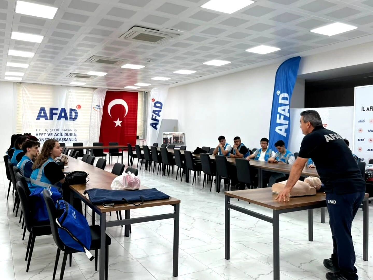 Kırşehir’de Ilk Yardım Farkındalık Eğitimini Başarıyla Tamamladılar 2
