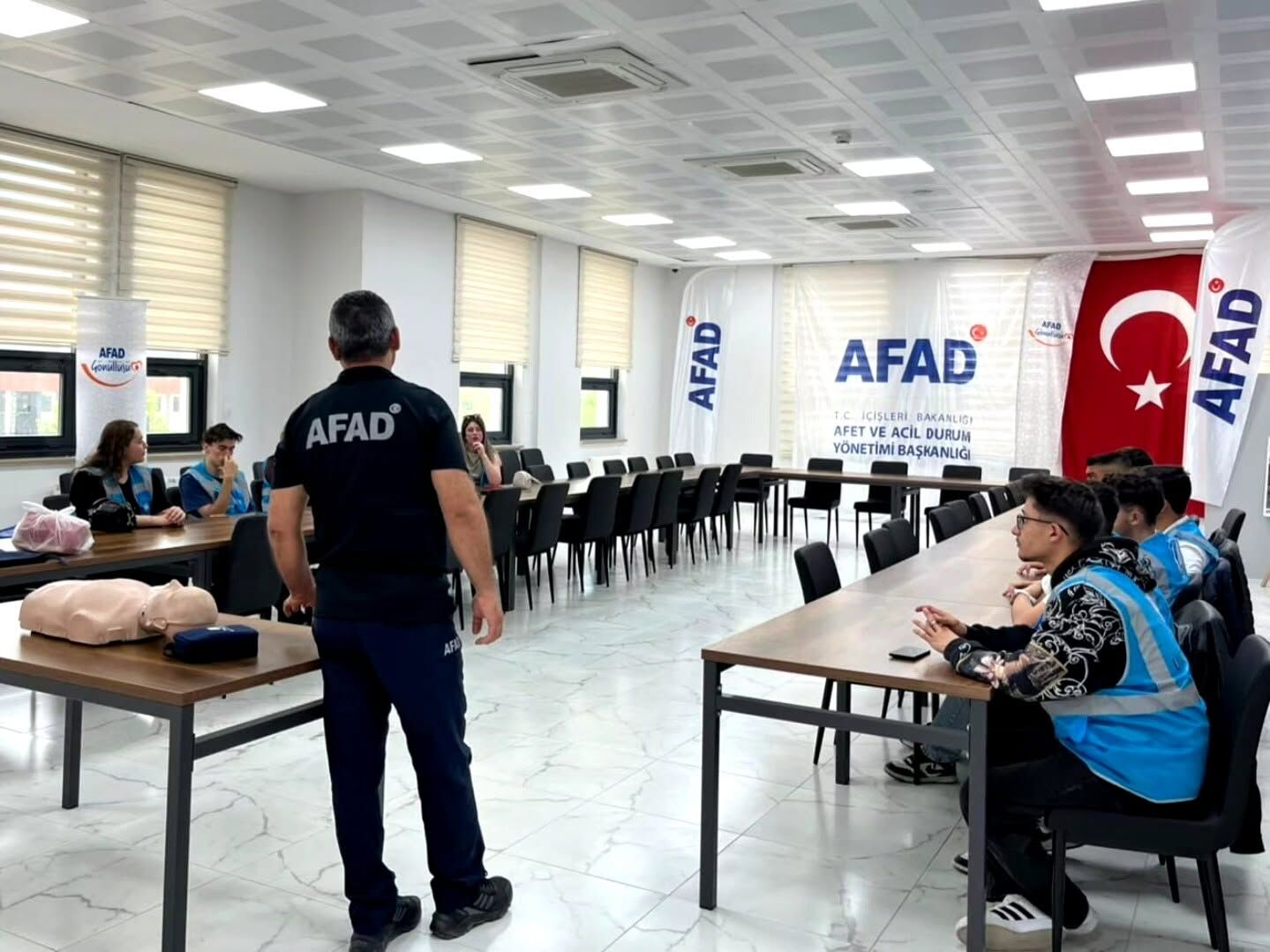 Kırşehir’de Ilk Yardım Farkındalık Eğitimini Başarıyla Tamamladılar 3