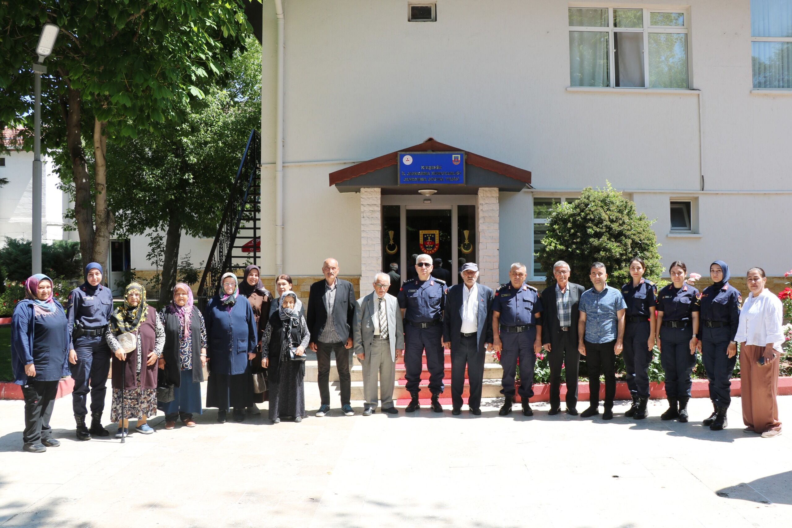 Kırşehir’de Jandarmadan Büyükler Için Özel Program 3
