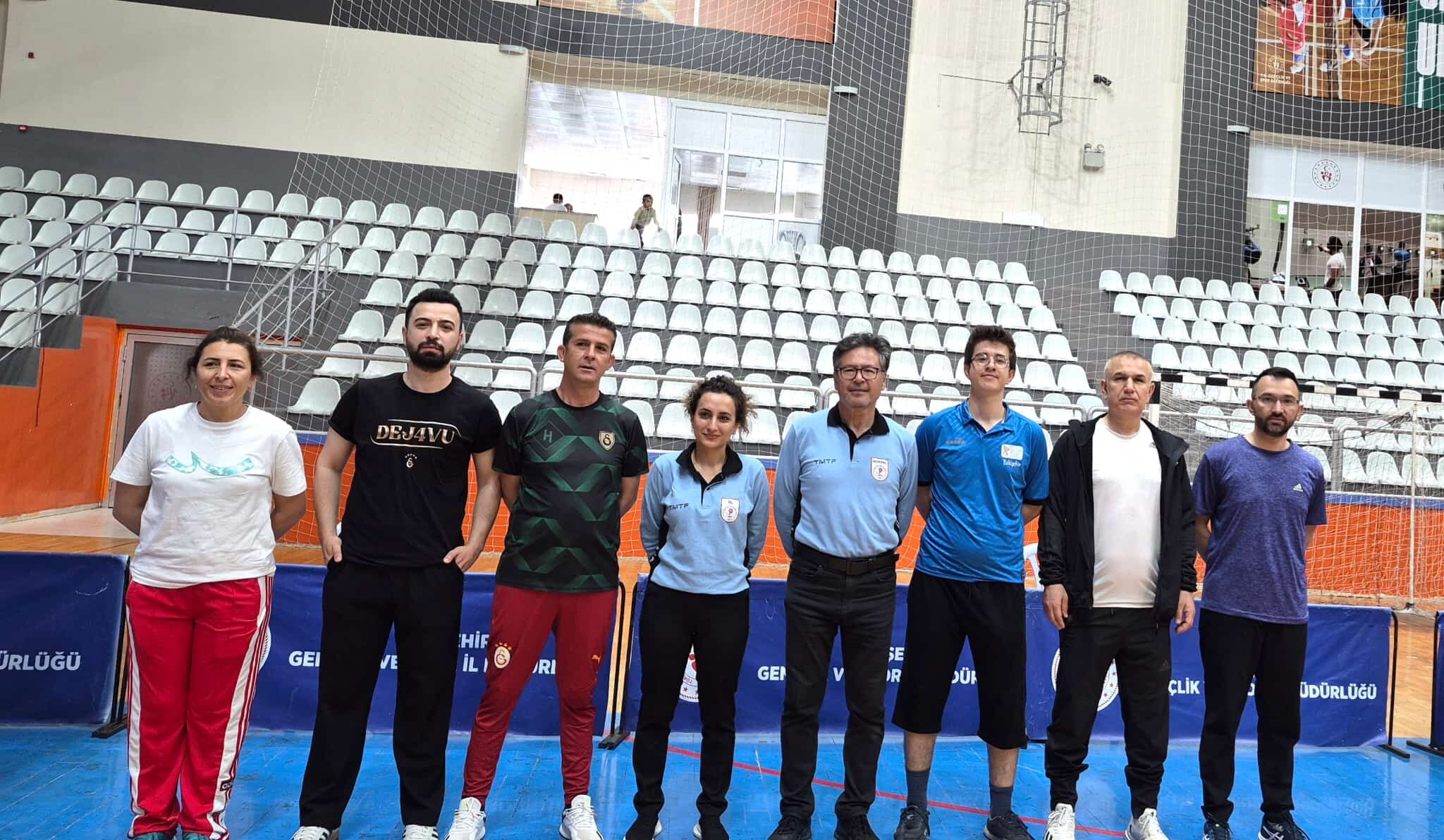 Kırşehir’de Kurumlar Arası Masa Tenisi Turnuvası Başladı 1