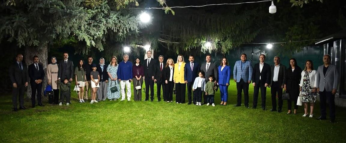 Kırşehir’e 5 Yıl Hizmet Eden Vali Yardımcısı Çetinkaya’ya Anlamlı Veda (3)