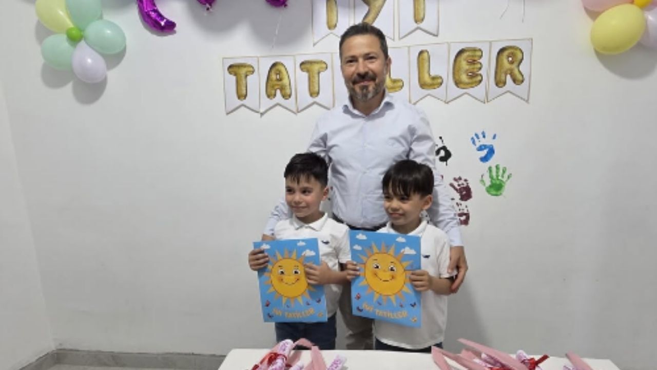 Minik Eller Belgelerini Aldı 2 (1)