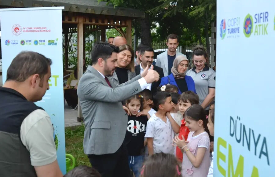 Minik Eller Geleceğe Nefes Oldu (2)