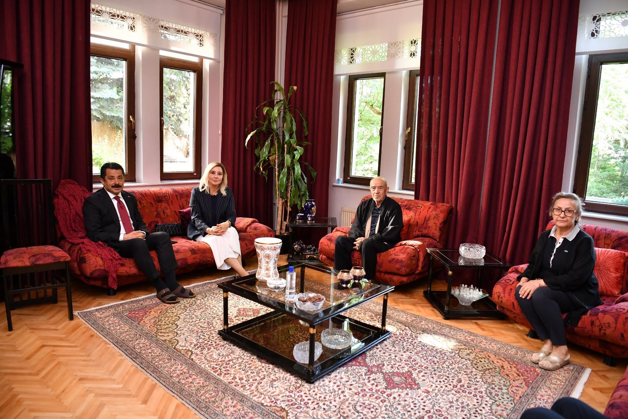 Vali Demiryürek, Gazi Ve Şehit Aileleriyle Bir Araya Geldi 2