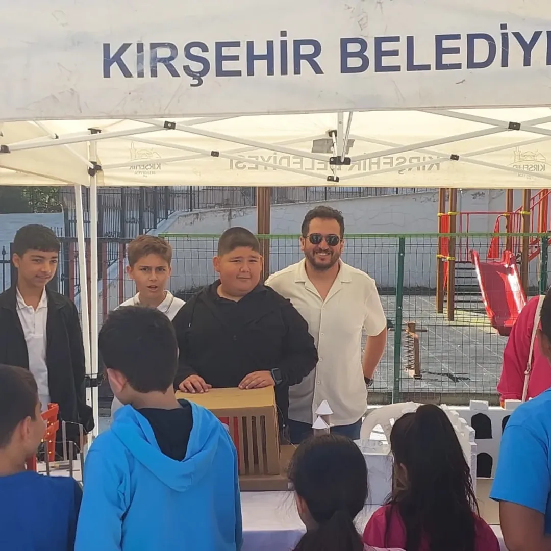 Yaşam Becerileri Sergisi 7.Sınıf Teknoloji Ve Tasarım Dersi Mimari Tasarım Ünitesi Kapsamında A (2)