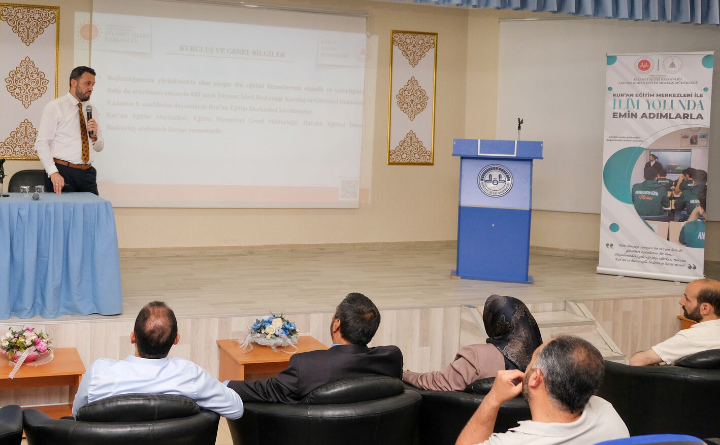 Yeni Nesil Akademik Kur’an Eğitim Merkezlerinin Önemi Konferansla Anlatıldı (8)