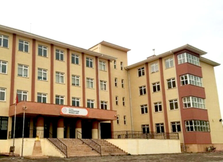Ahi Evran Proje Anadolu Lisesi’nden YKS başarısı
