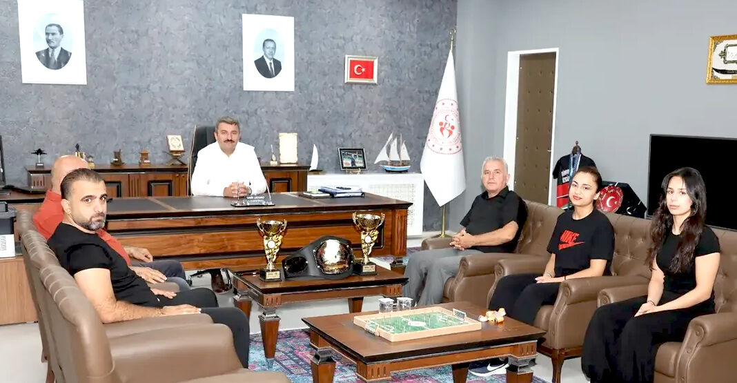 Altın Kemer Ve Gümüş Kupanın Ardından Yeni Hedef Dünya Arenası (2)