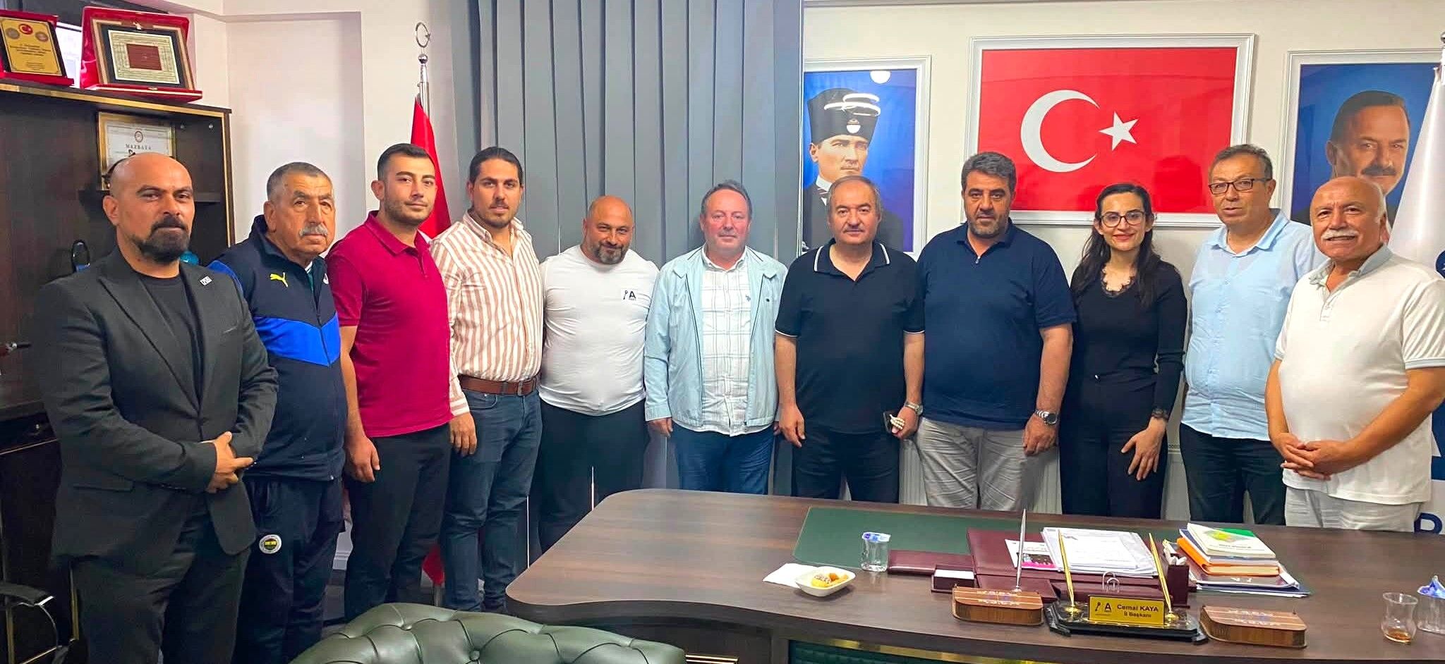 Anahtar Parti’de Dayanışma Mesajları Verildi (1)
