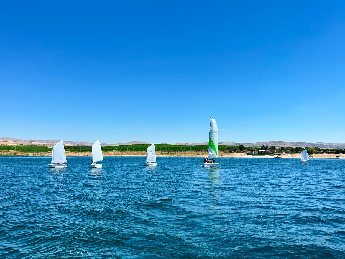 ⛵️ Bozkırın Ortasında Rüzgara Meydan Okuyanlar Var!Denizi Olmayan Şehirde Yelken Açılır Mı Di (2)
