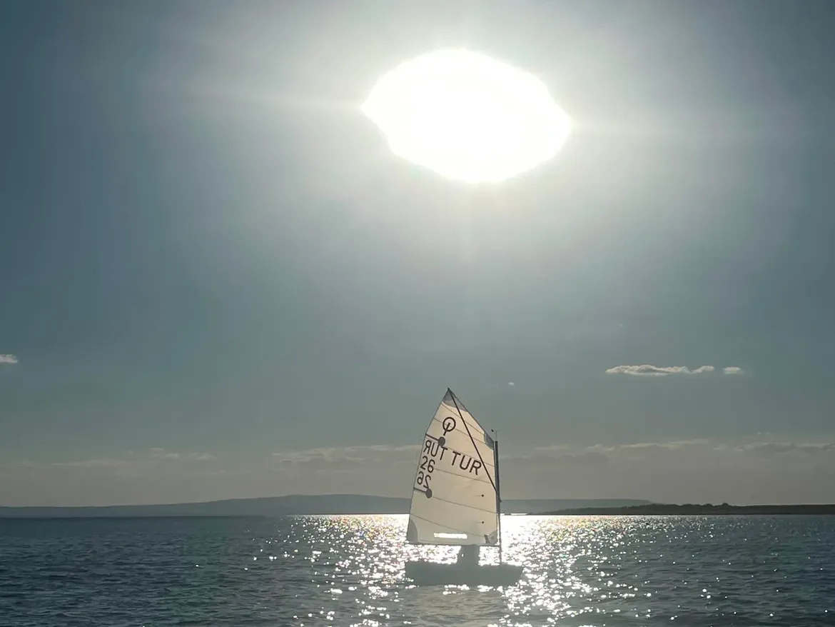 ⛵️ Bozkırın Ortasında Rüzgara Meydan Okuyanlar Var!Denizi Olmayan Şehirde Yelken Açılır Mı Di (4)