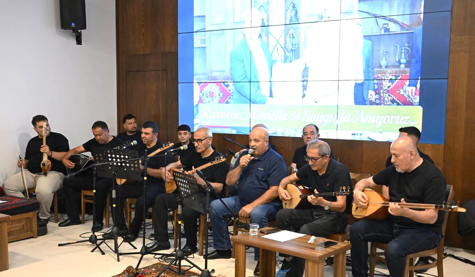 Büyük Ozan Şemsi Yastıman ‘Helebiş Gecesi’ Ile Anıldı (4)