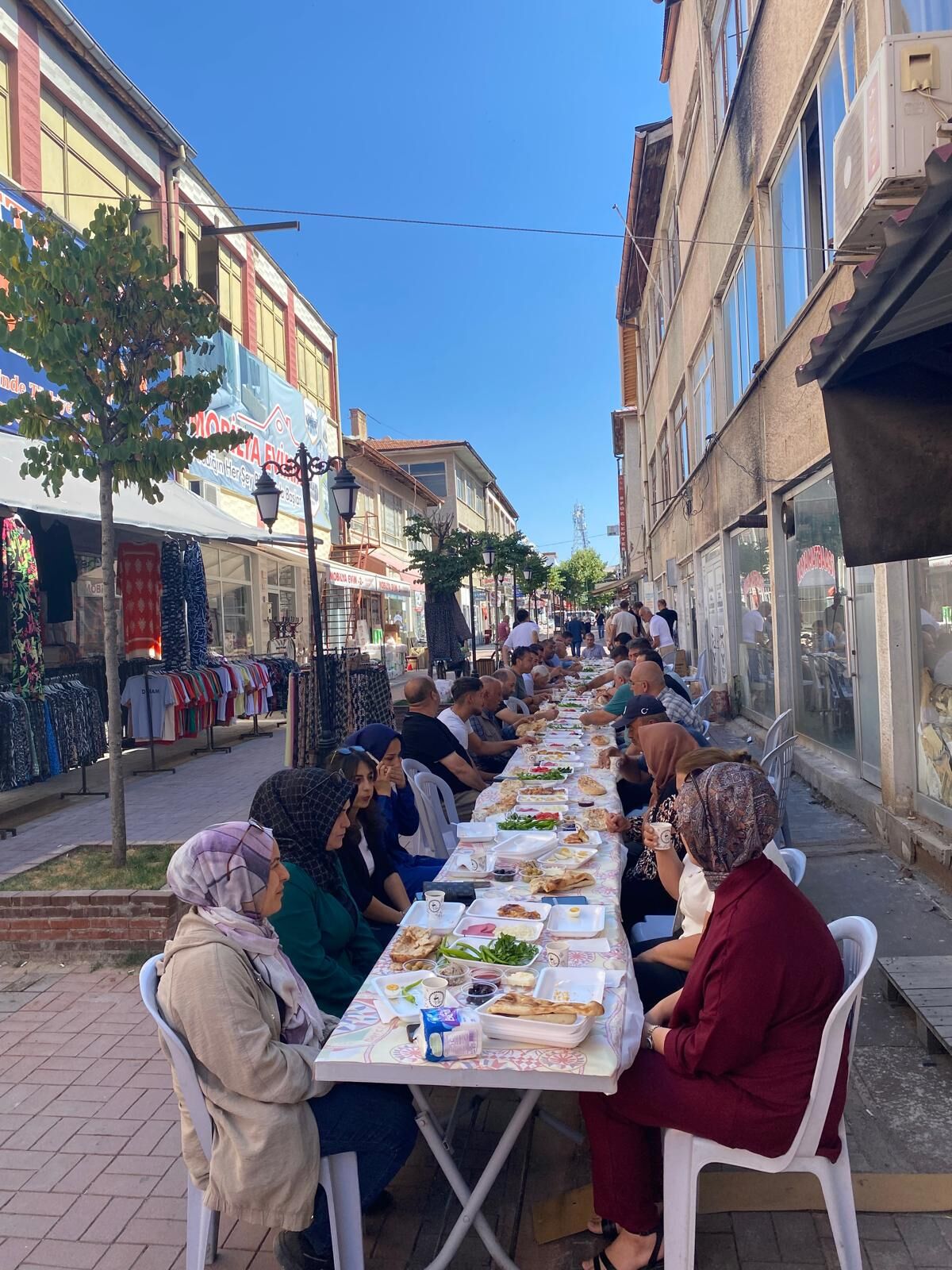 Cemal Kaya Esnafla Kahvaltıda Bir Araya Geldi!