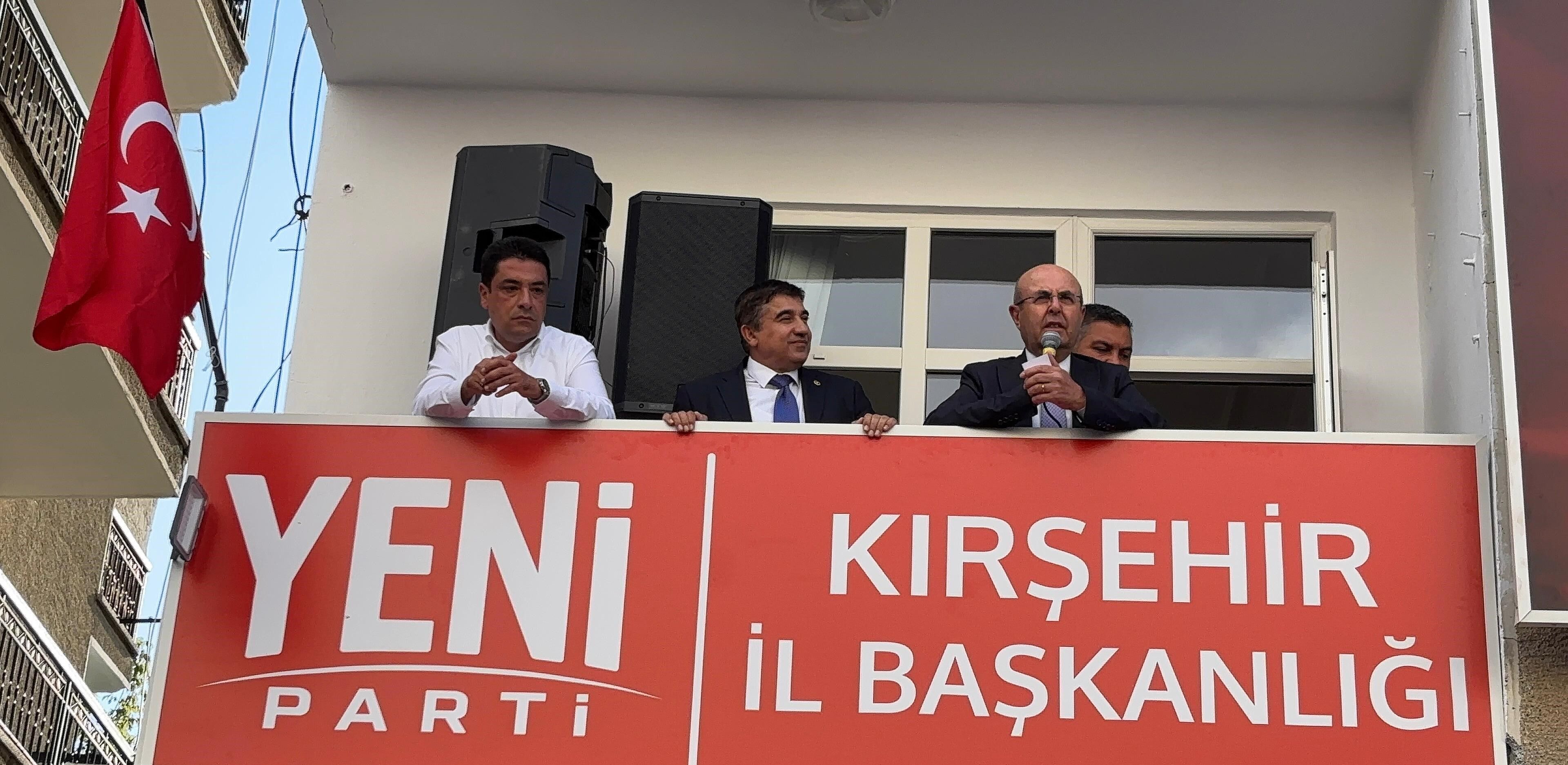Chp'den Yeni Parti'ye Toplu Geçiş 66
