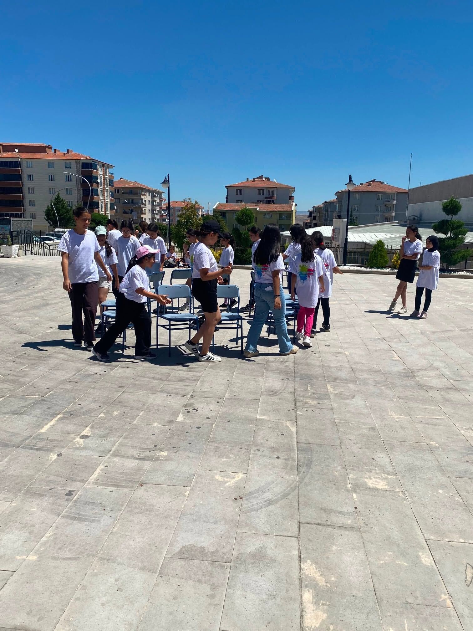 Çiçekdağı'nda Gençler Spor, Sanat Ve Eğlenceyle Buluştu 4