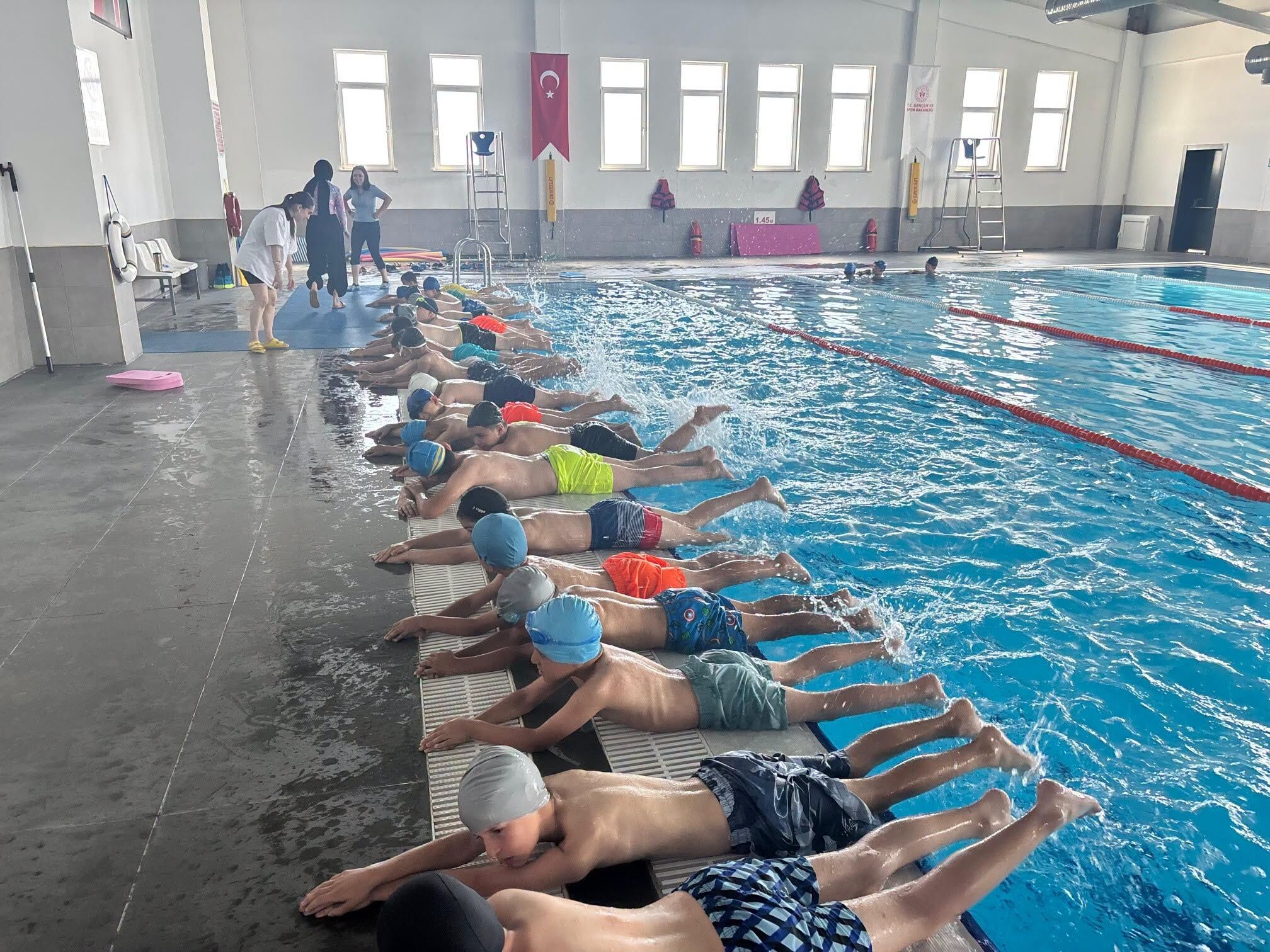 Çiçekdağı'nda Gençler Spor, Sanat Ve Eğlenceyle Buluştu