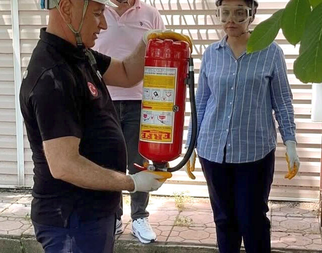 Çiçekdağı'nda Personele Uygulamalı Eğitim (3)
