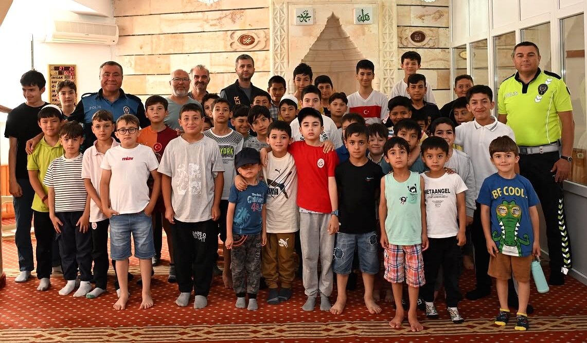 Emniyet’ten Farkındalık Çalışması “Bir Kişiyle Buluşmak, Herkese Ulaşmaktır” (4)