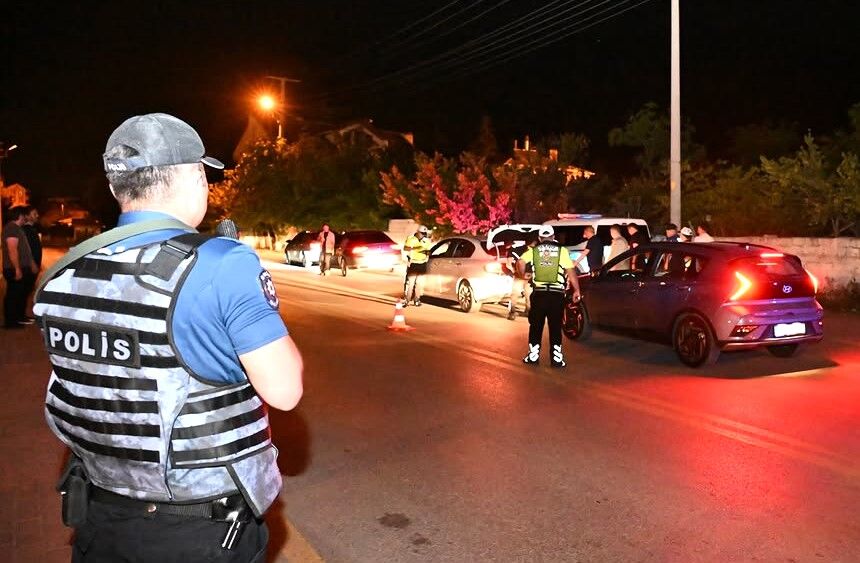 Görücü, ‘Huzurlu Şehir’ Için Sahadaki Denetimlerini Aralıksız Sürdürüyor (1)