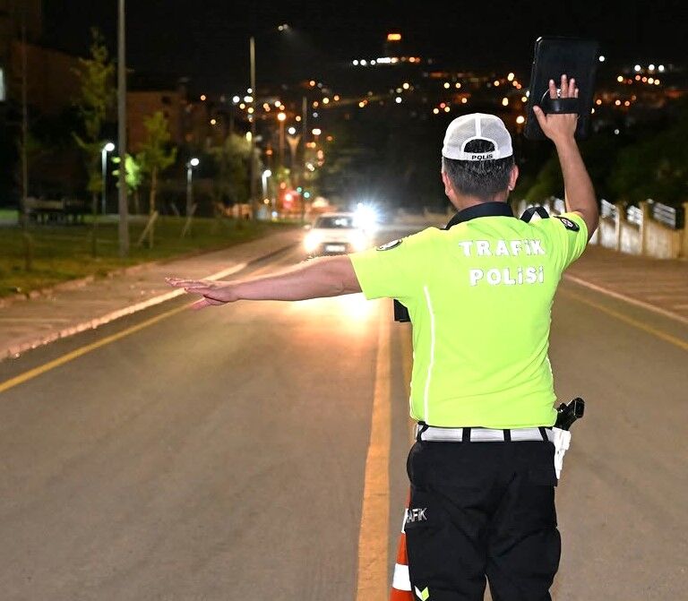 Görücü, ‘Huzurlu Şehir’ Için Sahadaki Denetimlerini Aralıksız Sürdürüyor (2)
