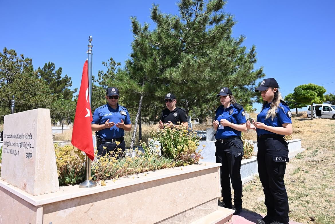 İl Emniyet Müdürlüğümüz Personelince, Şehidimiz Feyyaz Yumuşak’ın Şehadetinin Yıl Dönümünde Kıym (2)
