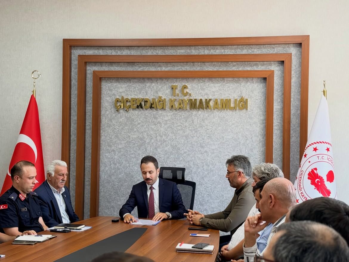 Kaymakamımız Sayın Durdu Yavuz Öğüt Başkanlığında Kurum Amirlerinin Katılımıyla 2026 Yılı 2. İda (4)