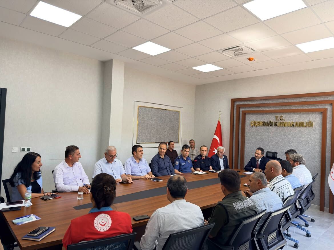 Kaymakamımız Sayın Durdu Yavuz Öğüt Başkanlığında Kurum Amirlerinin Katılımıyla 2026 Yılı 2. İda (5)