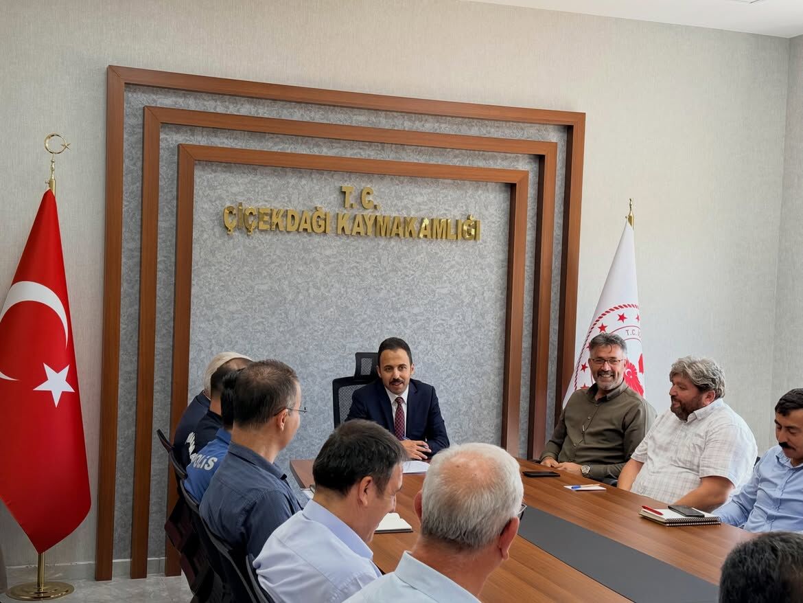 Kaymakamımız Sayın Durdu Yavuz Öğüt Başkanlığında Kurum Amirlerinin Katılımıyla 2026 Yılı 2. İda (6)