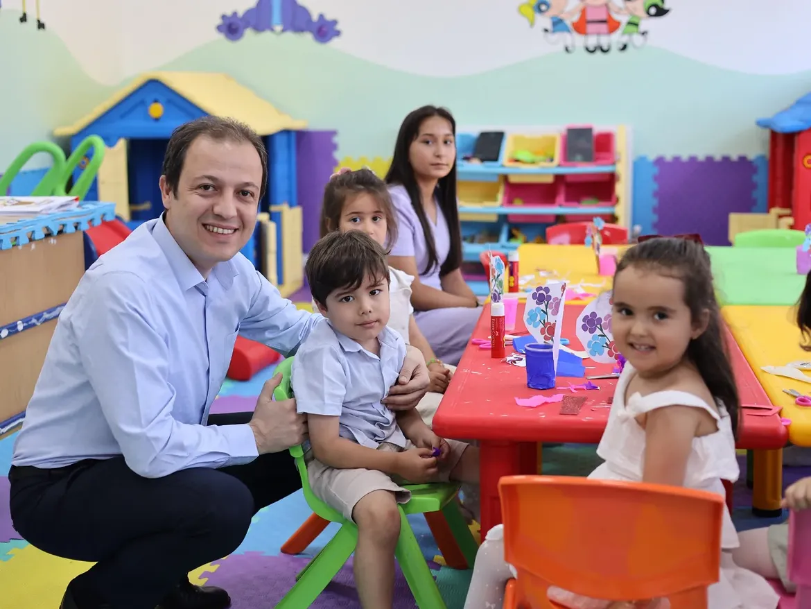 Kaymakamımız Sayın Engin Tok, Aile Destek Merkezinin Düzenlediği Sergi Programına Katıldı.serg (10)