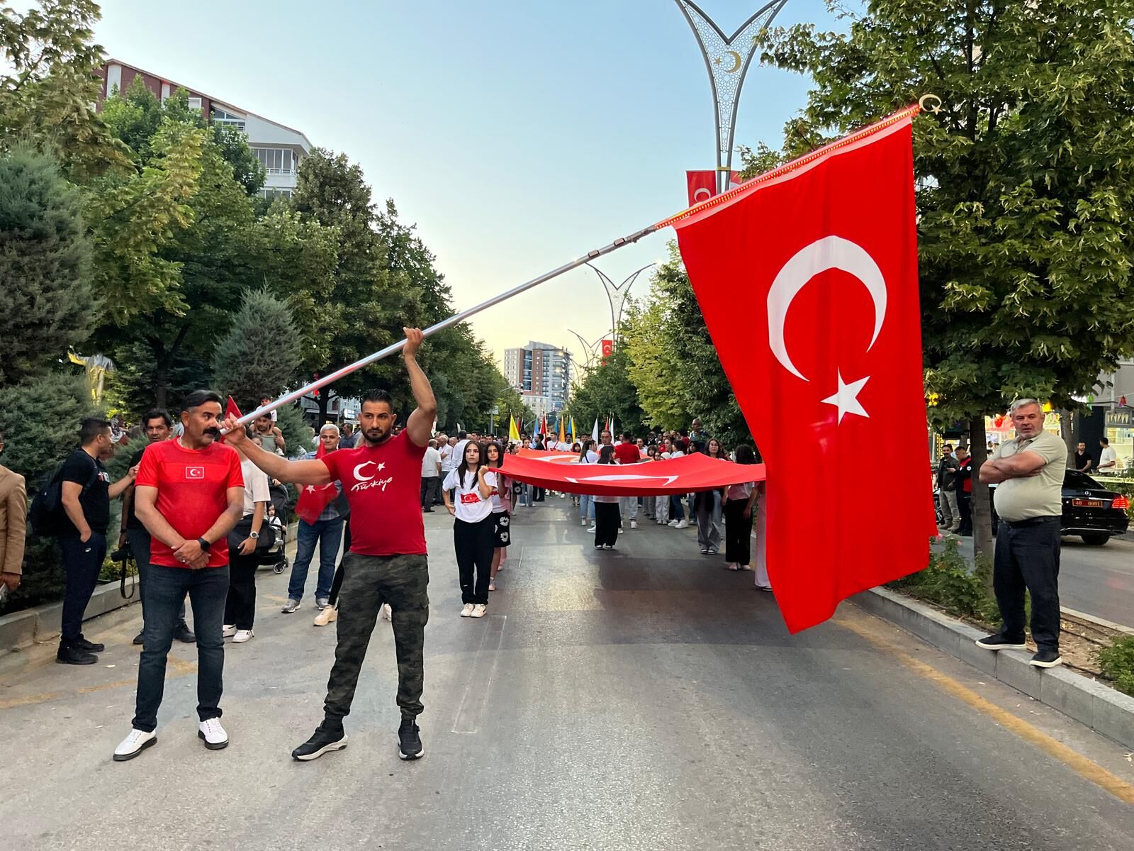 Kırşehir Tek Yürek Oldu! Binlerce Kişi 15 Temmuz Için Meydanlara Indi (21)