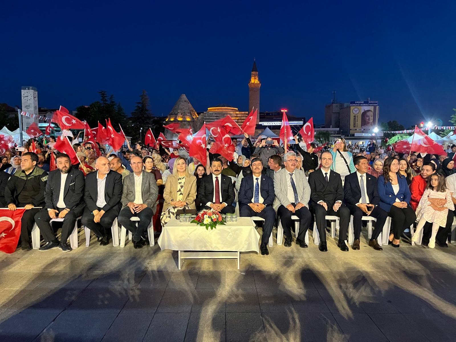 Kırşehir Tek Yürek Oldu! Binlerce Kişi 15 Temmuz Için Meydanlara Indi (3)
