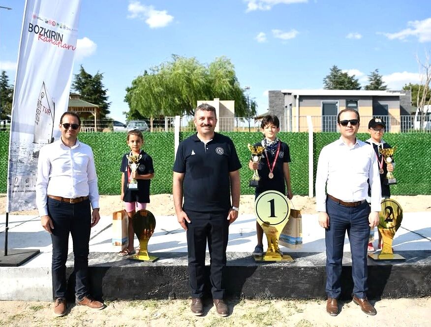 Kırşehir’de Bozkırın Rüzgârı Yelkenleri Doldurdu (7)
