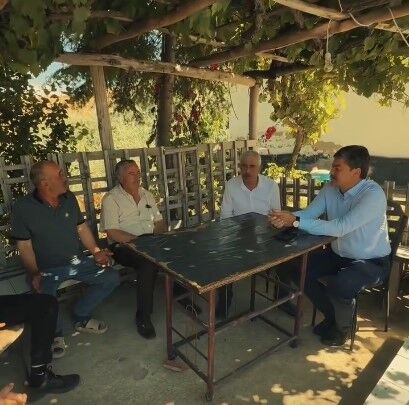 Kırşehir'de Hasat Mesaisi Sürüyor! Erkan Çiftçilerle Tarlada Buluştu (6)