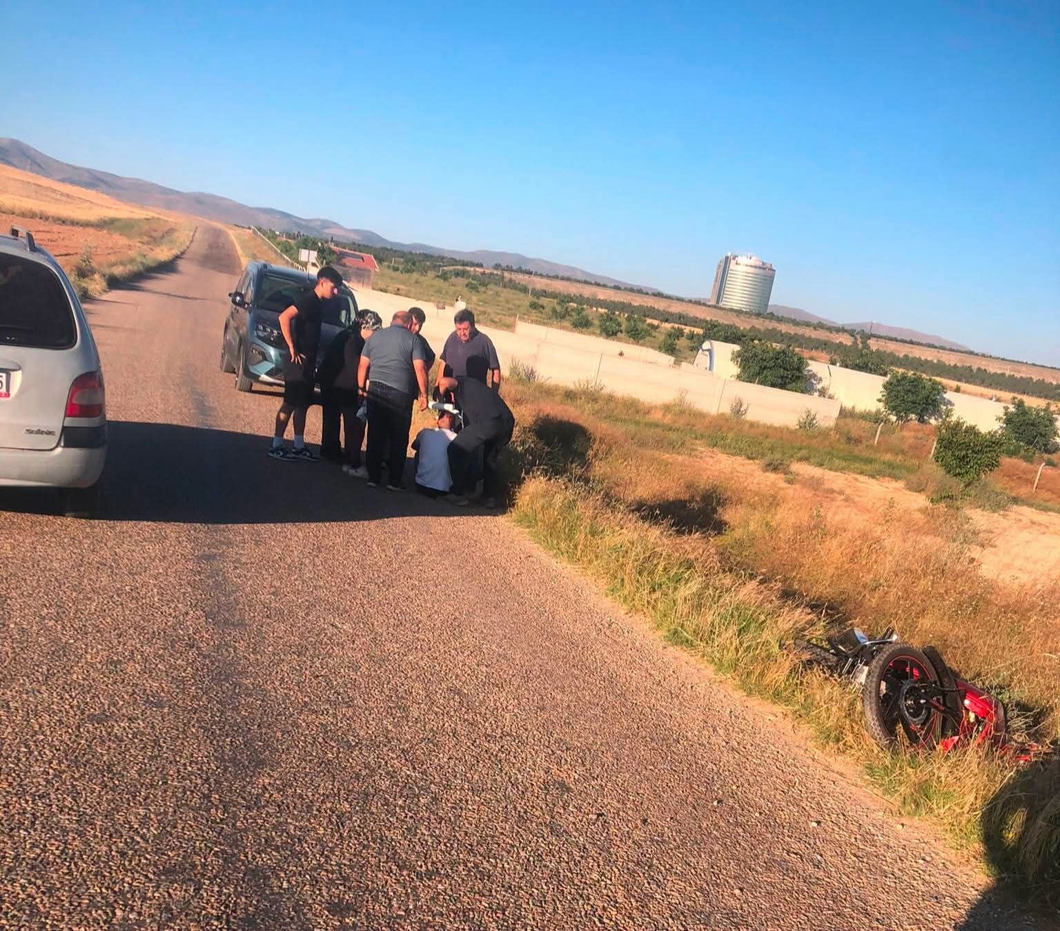 Kırşehir’de İnşaat İşçisi Motosikletiyle Kaza Yaptı 1