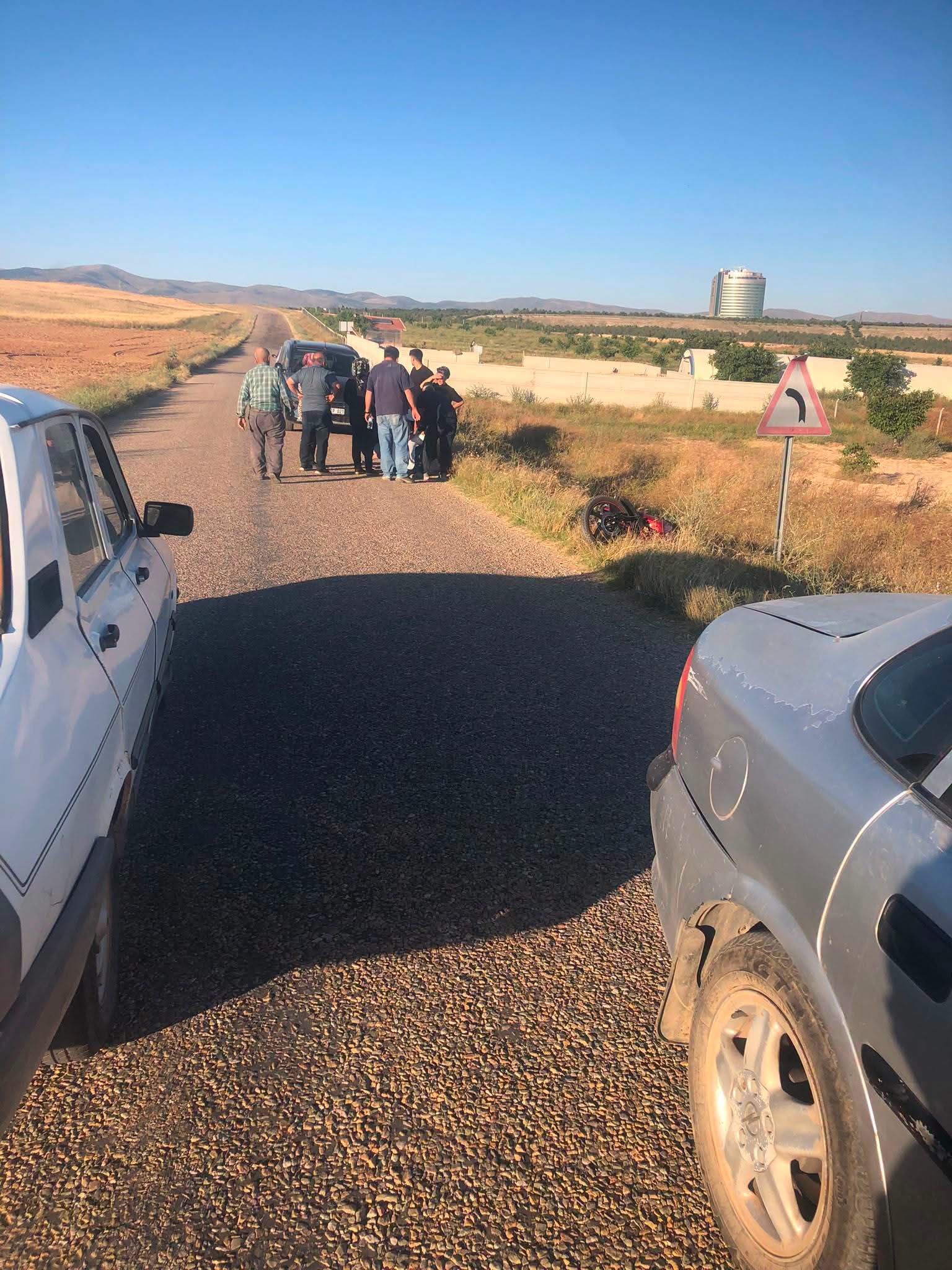 Kırşehir’de İnşaat İşçisi Motosikletiyle Kaza Yaptı 4