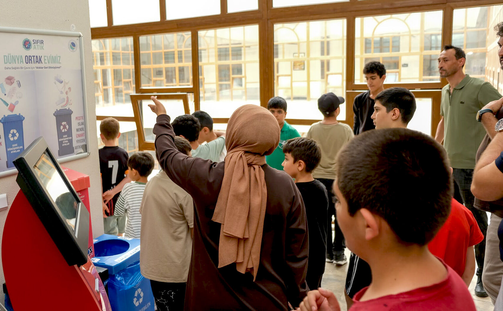 ‘Kur’an’dan Bilime, Camiden Kampüse’ Projesi Geleceğe Işık Tutuyor (5)