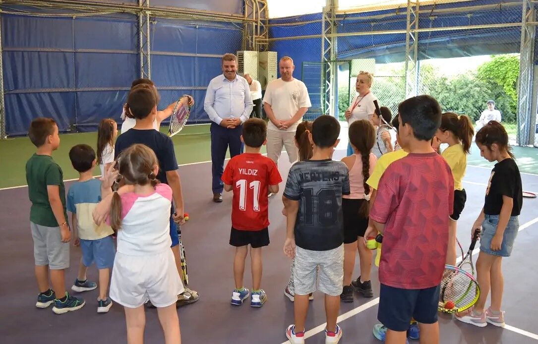 Tenis Kortlarında Tatlı Mola (4)
