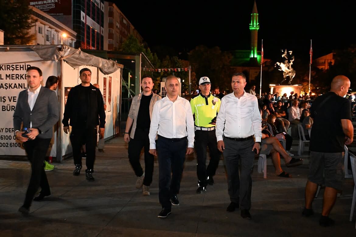 7 9 Ağustos Tarihleri Arasında, Büyük Halk Ozanımız Neşet Ertaş’ın Aziz Hatırasına Yakışır Şekil (5)
