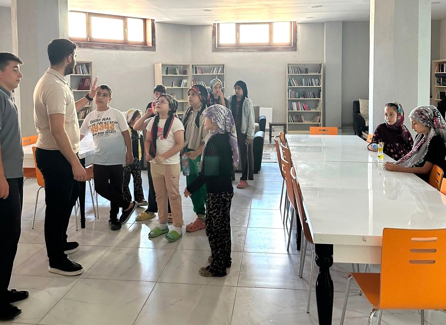 700 Öğrenci ‘Kur’an’dan Bilime’ Yolculuğa Çıktı (7)