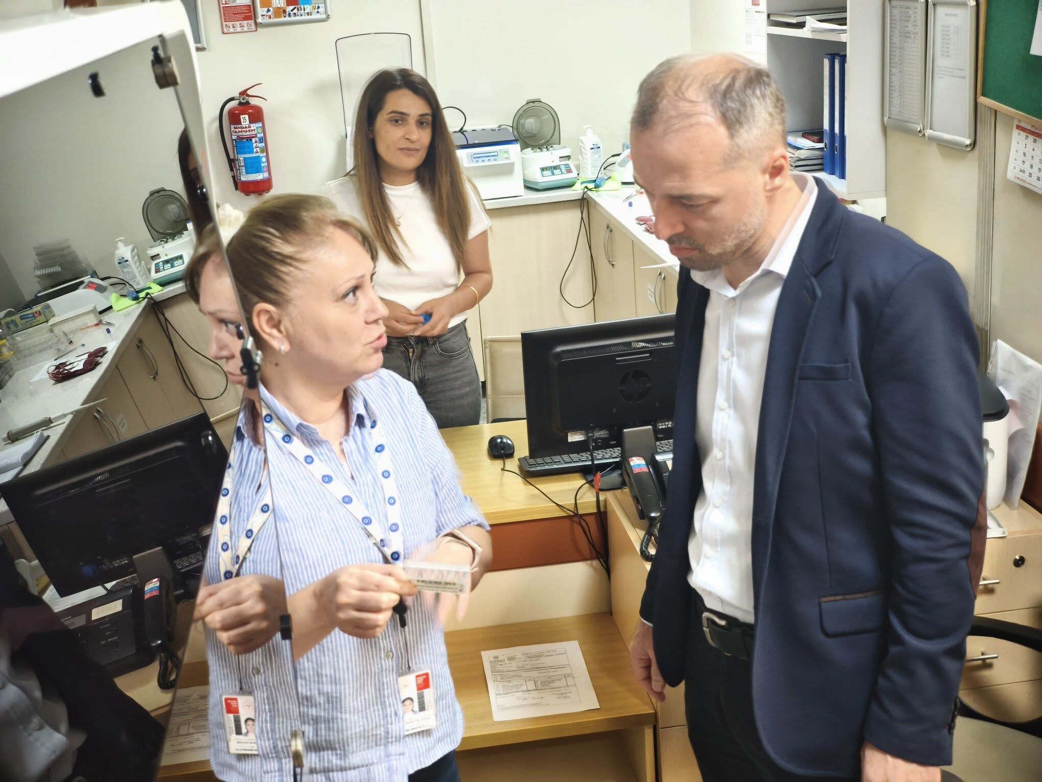 Acil Servis, Laboratuvar Ve Yataklı Servisler Incelendi 2